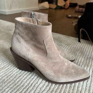 Rag & Bone western suede tan ankle boots